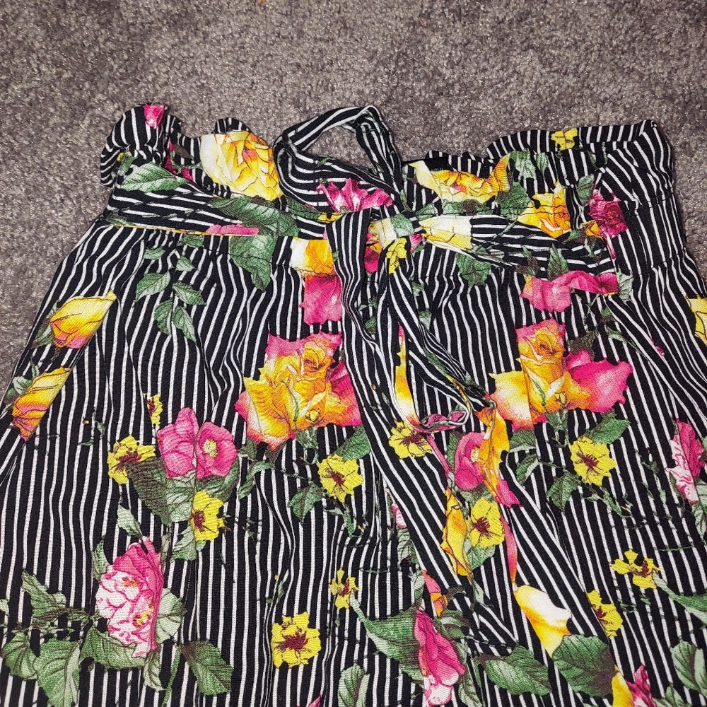 Pants - Picture 4 of 5